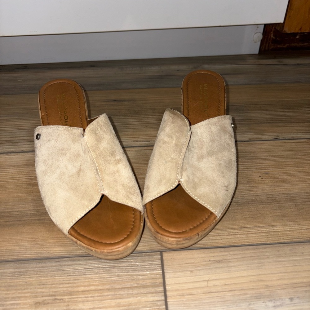Mila Paoli Cream and Brown Suede Mules